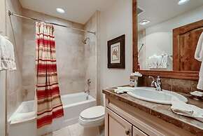 Luxury 4 Bedroom Ski in, Ski Out Mountain Vacation Rental Just Steps F