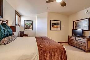 Luxury 4 Bedroom Ski in, Ski Out Mountain Vacation Rental Just Steps F