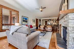 Luxury 4 Bedroom Ski in, Ski Out Mountain Vacation Rental Just Steps F