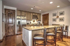 Luxury 4 Bedroom Ski in, Ski Out Mountain Vacation Rental Just Steps F