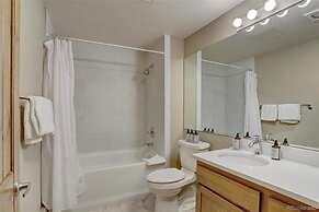 Jackpine Lodge 2 Bedroom Condo