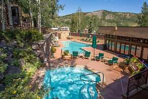 Snowmass Woodrun V 4 Bedroom Ski in, Ski out Mountain Residence in the