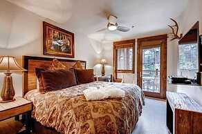 Luxury 2 Bedroom Ski in, Ski Out Mountain Vacation Rental Just Steps f