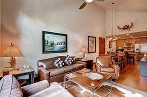 Luxury 2 Bedroom Ski in, Ski Out Mountain Vacation Rental Just Steps f