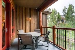 Luxury 2 Bedroom Ski in, Ski Out Mountain Vacation Rental Just Steps f