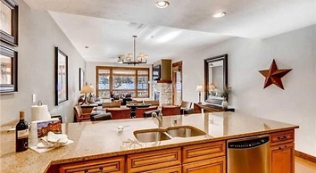 Luxury 3 Bedroom Ski in, Ski Out Mountain Vacation Rental Just Steps f