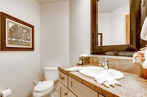 Luxury 3 Bedroom Ski in, Ski Out Mountain Vacation Rental Just Steps f
