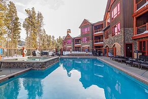 Luxury 3 Bedroom Ski in, Ski Out Mountain Vacation Rental Just Steps f