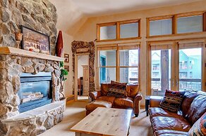 Black Bear Lodge 3 Bedroom Condo in River Run Village