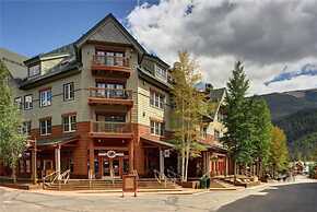 Black Bear Lodge 3 Bedroom Condo in River Run Village