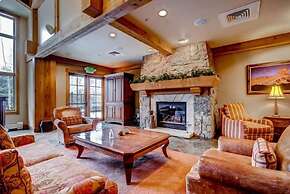 Luxury 2 Bedroom Mountain Vacation Rental in Breckenridge with Access 