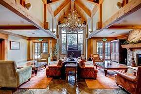 Luxury 2 Bedroom Mountain Vacation Rental in Breckenridge with Access 