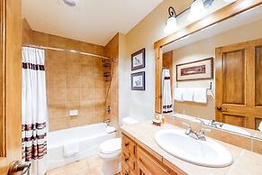 Luxury 2 Bedroom Mountain Vacation Rental in Breckenridge with Access 