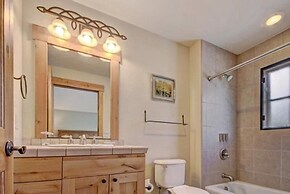 Mountain Thunder Lodge 3 Bedroom Vacation Rental in Breckenridge With 