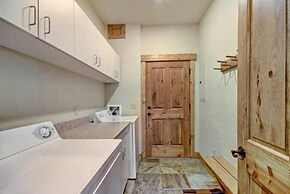 Mountain Thunder Lodge 3 Bedroom Vacation Rental in Breckenridge With 