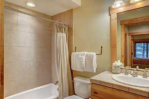 Mountain Thunder Lodge 3 Bedroom Vacation Rental in Breckenridge With 