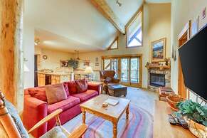Spacious 4 Bedroom Mountain Vacation Rental With Private Hot Tub and F