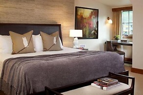 Vail Ritz-carlton 3 Bedroom Residence in Lionshead Village