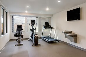 WoodSpring Suites Tacoma - Lakewood