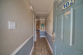 River Hippie Rrc A302 2 Bedroom Condo by RedAwning