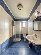 Luxurious Panoramic View Villa