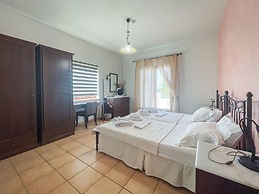 Luxurious Panoramic View Villa