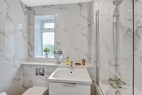 St Martins House Luxury Apts. Ruislip