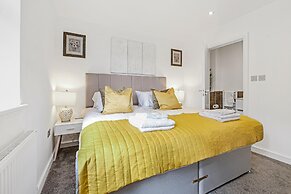 St Martins House Luxury Apts. Ruislip