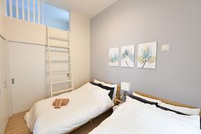 LacQuer  House ASAKUSA II