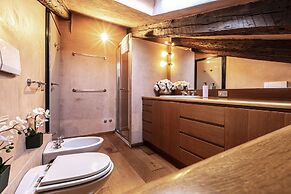 Attico Dei Miracoli R&R