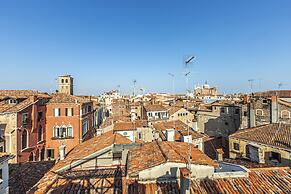 Attico Dei Miracoli R&R