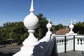 Oaks R Suites Geelong