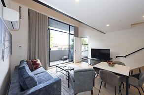Oaks R Suites Geelong