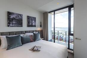 Oaks R Suites Geelong