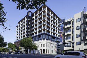 Oaks R Suites Geelong