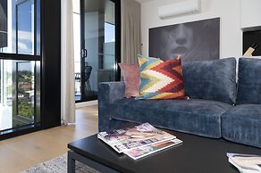 Oaks R Suites Geelong