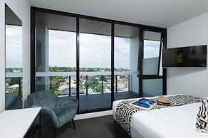 Oaks R Suites Geelong