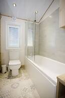 6 Berth Luxury Lodge in Christchurch, Dorset