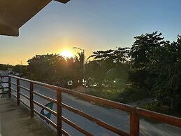 Noah Beach Hotel & Suites