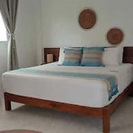 Noah Beach Hotel & Suites