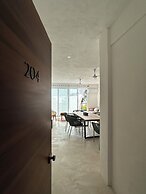 Noah Beach Hotel & Suites