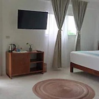 Noah Beach Hotel & Suites