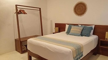 Noah Beach Hotel & Suites