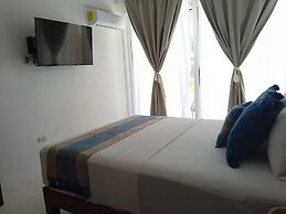 Noah Beach Hotel & Suites