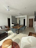 Noah Beach Hotel & Suites