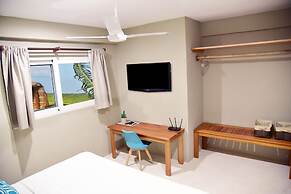 Noah Beach Hotel & Suites