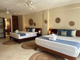 Noah Beach Hotel & Suites