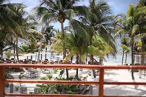 Noah Beach Hotel & Suites