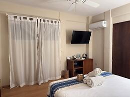 Noah Beach Hotel & Suites
