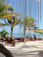 Noah Beach Hotel & Suites